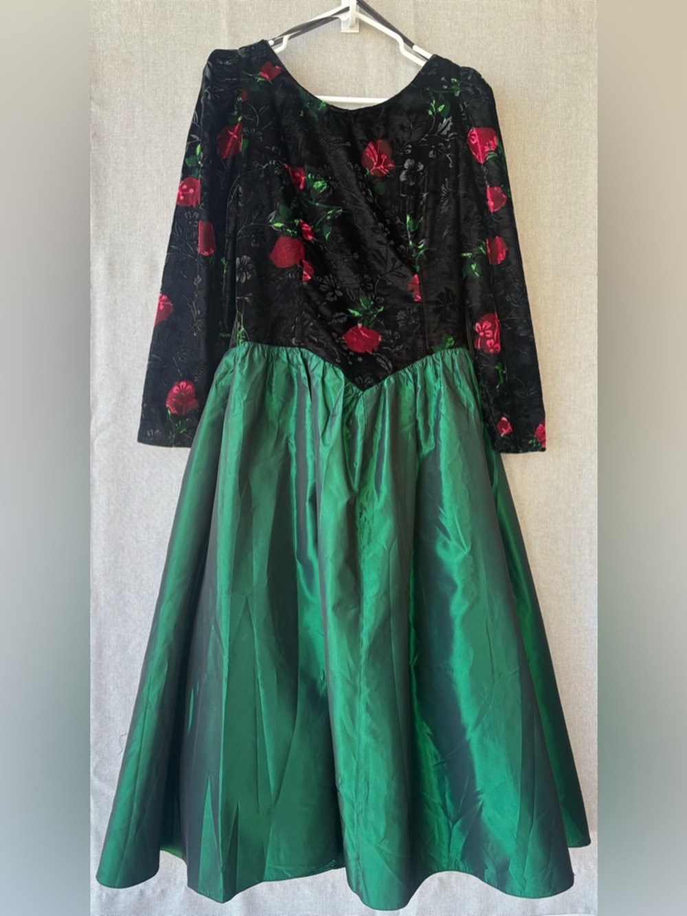 Roberta Black and Green Floral Velvet Bodice Dress size 11/12